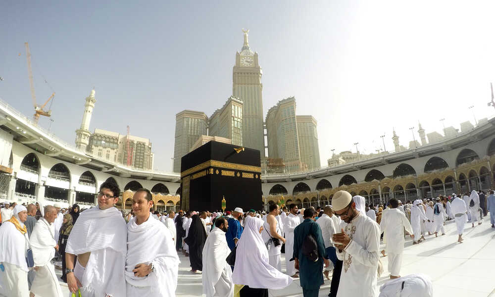 Tingkatkan Profesionalisme Bisnis Travel Umrah dan Haji Melalui Training Accurate Online dari FAC Institute